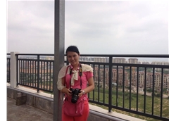 辦公室-黃海敏    紛紛萬事，直道而行！